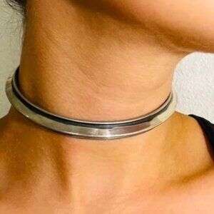 Ugo Caccciatori Edge Necklace